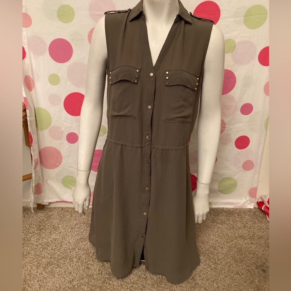 H&M Women’s Size 8 Sleeveless Button-Up Long Blouse Shirt Dress Gold Buttons EUC